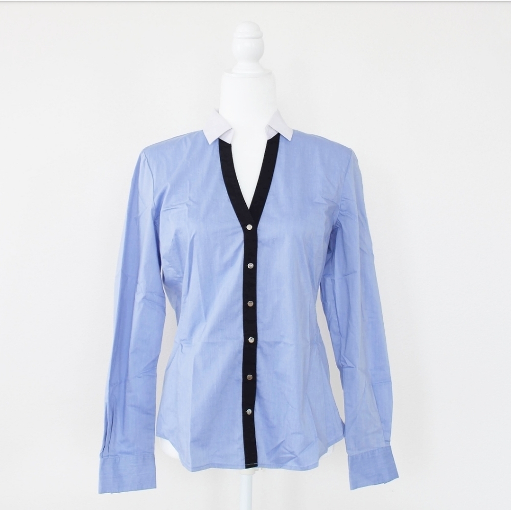 CLEARANCE!  PRE-OWNED NEWYORK & COMPANY BLUE SHIRT SIZE S